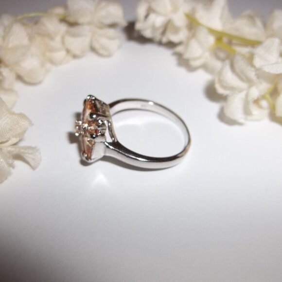 Ring US Size 8.25 925 Silver with Peach Rhinestones Woman Girl Jewelry Band D064 - Picture 3 of 5